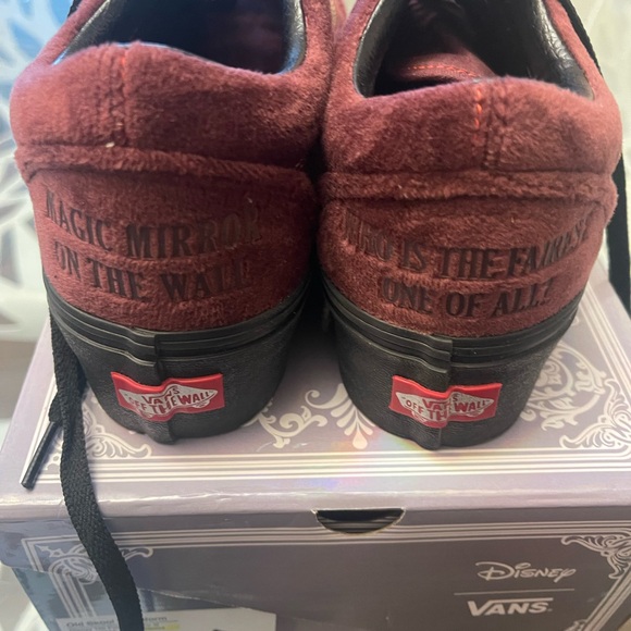 Vans x Disney Maroon Sneakers - Picture 4 of 4